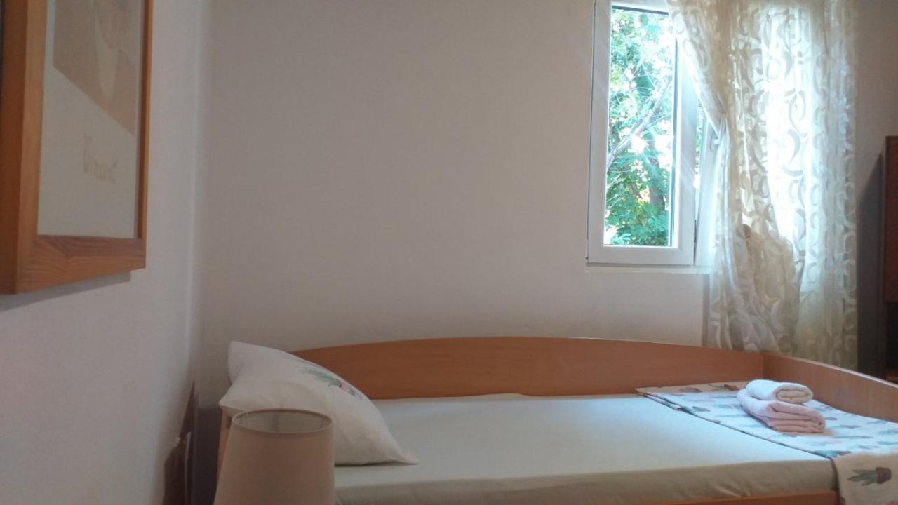 Apartman Vesna Virpazar Luaran gambar